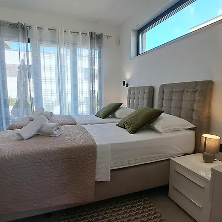 Val By Interhome Villa *